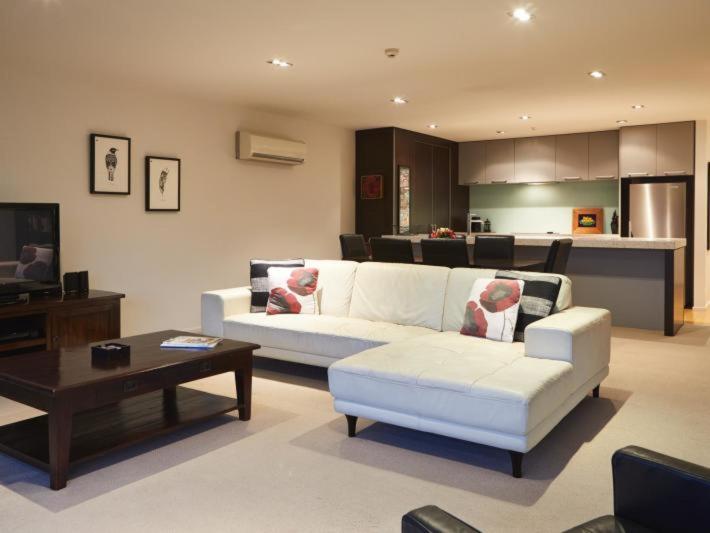 Pohutukawa Apartment Picton Exterior foto